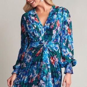 Tadashi Shoji Floral Pleated Dress with Long Sleeves
